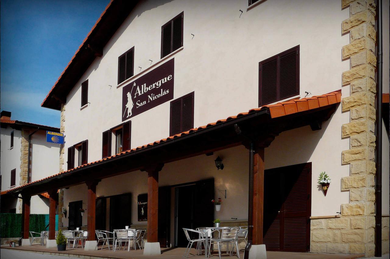 Albergue San Nicolas Larrasoana Exterior foto